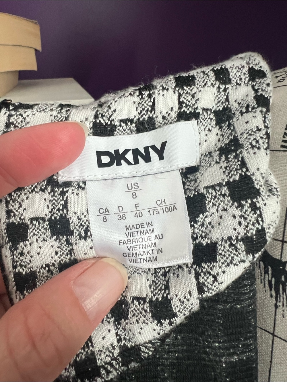DKNY Black and White Houndstooth/Plaid Dress with Puff Sleeves - Picture 8 of 9